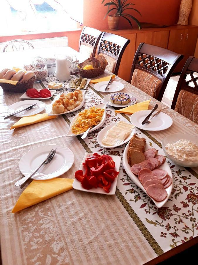 Gospodarstwo Agroturystyczne Pod Lasem Maria Plazio Narol المظهر الخارجي الصورة